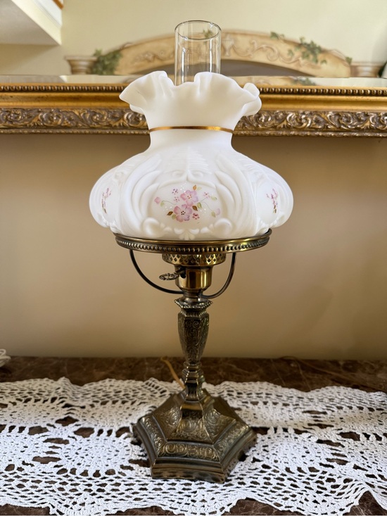 Fenton Other - VTG Fenton 1995 Kristen’s Floral Handpainted Student Lamp Medallion Collection